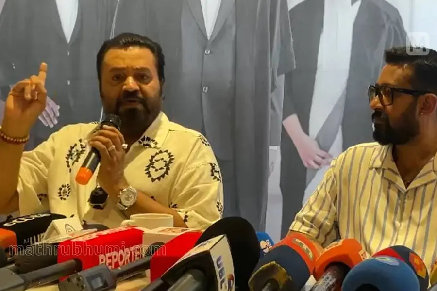 ആരുടേയും കയ്യിലേക്ക് കൈ കഴുകി ഒഴിച്ചിട്ടില്ലല്ലോ, എന്റെ വൃത്തി ഞാൻ തീരുമാനിക്കും -സുരേഷ് ഗോപി