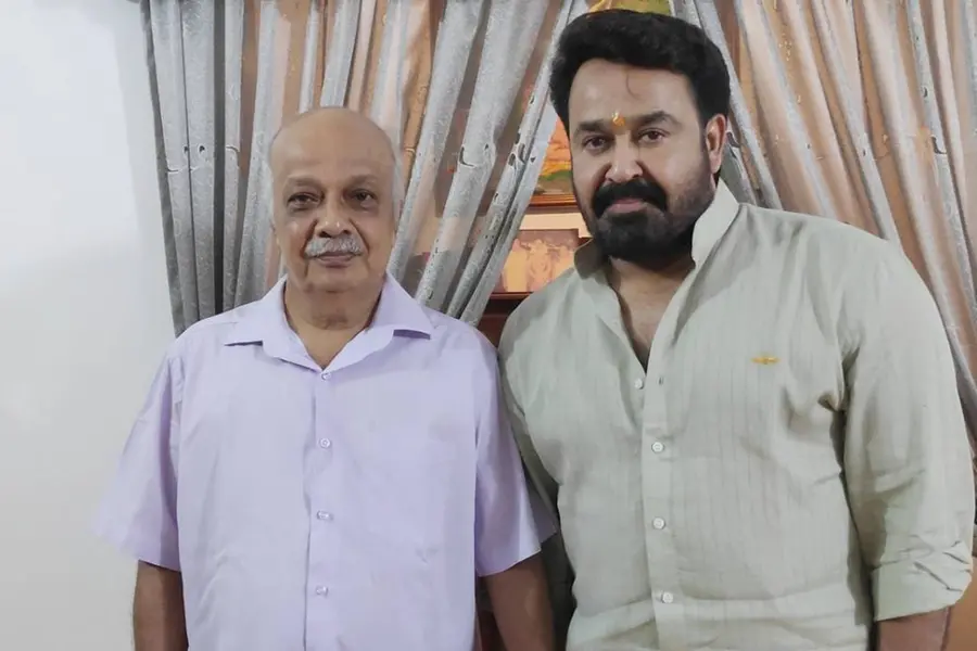 പുലര്ച്ചെ അഞ്ചിന് വീട്ടിലെത്തി മോഹന്ലാല്; അമ്പരന്ന് ഡോ.രവിയും ഭാര്യയും