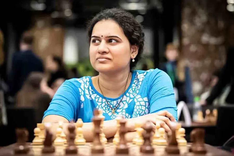 വനിതാ ചെസ് ലോകകപ്പ്: കൊനേരു ഹംപി സെമിയിൽ