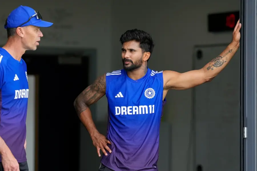 പരിക്കേറ്റ നിതീഷ് കുമാര് റെഡ്ഡി ഇംഗ്ലണ്ട് പരമ്പരയില് നിന്ന് പുറത്ത്; സൂപ്പര് കിങ്സ് താരം ടീമില്