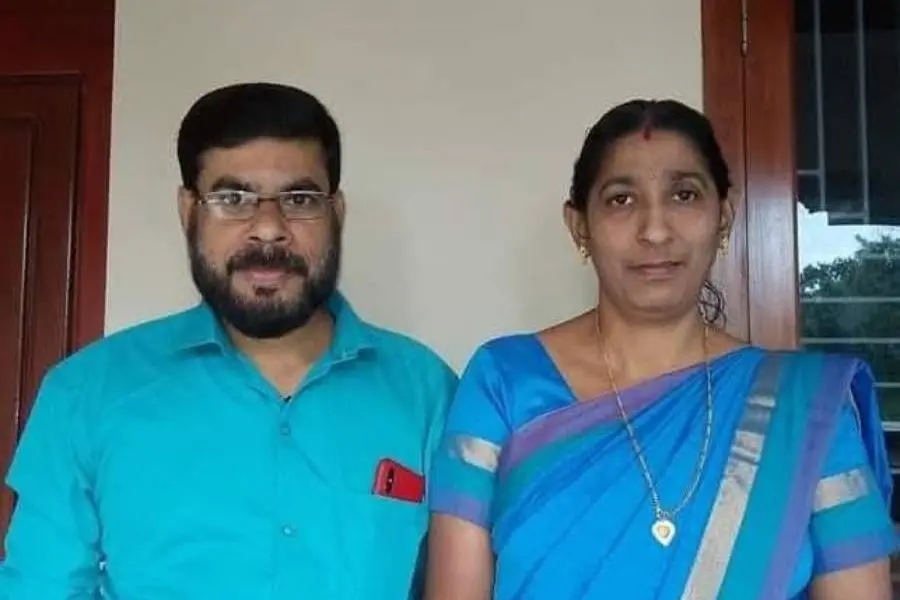 കണ്ണൂരിൽ ദമ്പതിമാർ വീട്ടിനുള്ളിൽ തൂങ്ങിമരിച്ച നിലയിൽ