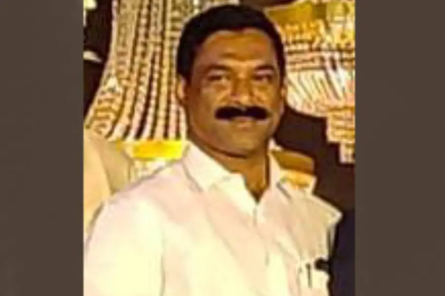 ഇടുക്കിയിൽ സ്വര്ണക്കട ഉടമ ലിഫ്റ്റില് കുടുങ്ങി മരിച്ചു