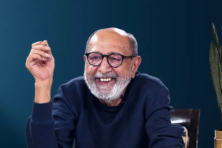 'തെരുവുനായകളെ ഹോക്കി സ്റ്റിക്കുകൊണ്ടടിക്കണം'; വിവാദമായി ടിന്നു ആനന്ദിന്റെ വാട്ട്സാപ്പ് സന്ദേശം