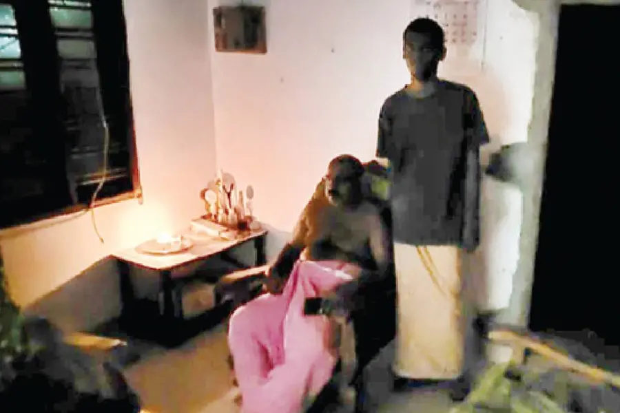 കെഎസ്ആർടിസി പെൻഷൻ മുടങ്ങി; വിനോദിന്റെ വീട് ഇരുട്ടിലായി