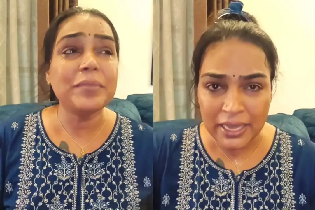 ഫെയ്സ്ബുക്ക് ലൈവിനിടെ സീമാ വിനീത് | Photo: facebook/ seema vineeth