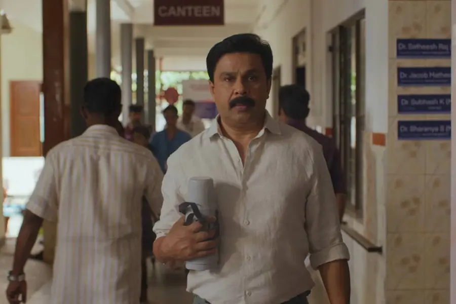 'പ്രിൻസ് ആൻഡ് ഫാമിലി'യിലെ പുതിയ പാട്ട് പുറത്തിറങ്ങി, ചിത്രം മെയ്‌ 9ന്