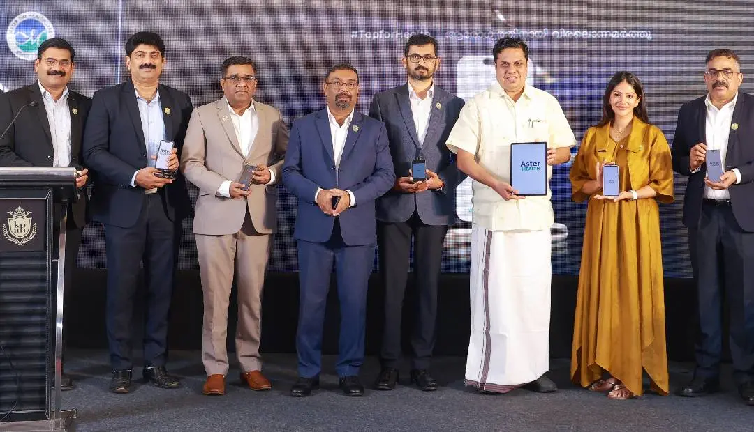 ആസ്റ്റര്‍ ഹെല്‍ത്ത് ലോഞ്ചിംഗ് സ്പീക്കര്‍ എഎന്‍ ഷംസീര്‍ നിർവഹിക്കുന്നു