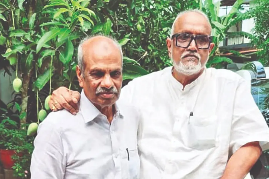 ഓർമയിൽ തട്ടിൻപുറത്തെ ഉറക്കവും കുന്തിപ്പുഴയുടെ കുളിരും; 50 വർഷത്തിന് ശേഷം ഹൈദരലിയെ തേടി ശ്രീരാമനെത്തി