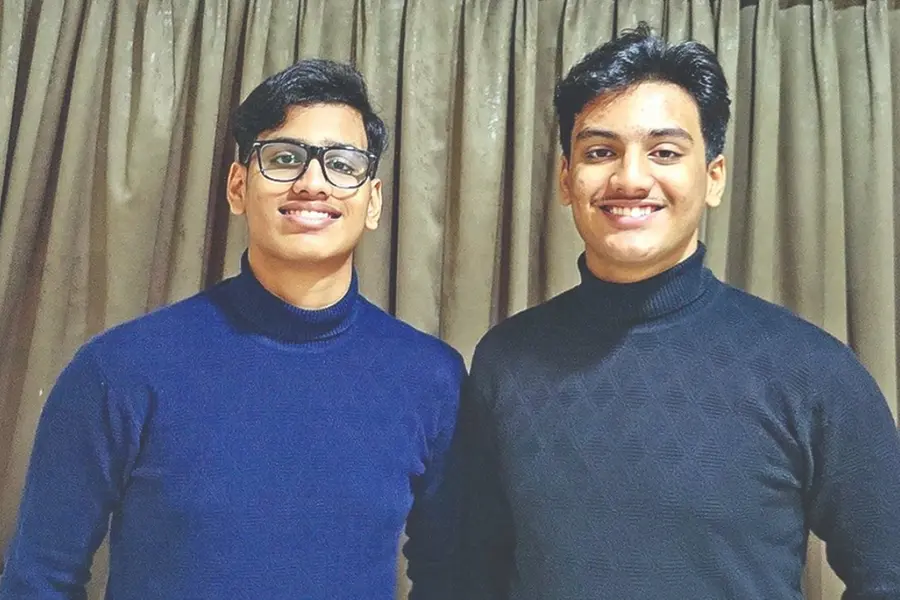 സിനിമയിലും പരസ്യചിത്രങ്ങളിലും 'എ പ്ലസ്' നേടിയ ഇരട്ട നടന്മാര്‍; പത്താംക്ലാസിലും എ പ്ലസ്‌