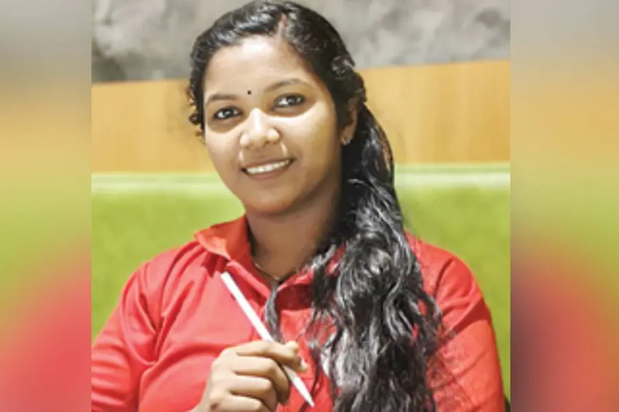 പ്ലാസ്റ്റിക്കിന് ബദൽ,ജൈവപേനയുണ്ടാക്കിയ വിദ്യാർഥിനിയുടെ സ്റ്റാർട്ടപ്പിന് 2 ലക്ഷം രൂപ സർക്കാർ ഗ്രാൻ്റ്
