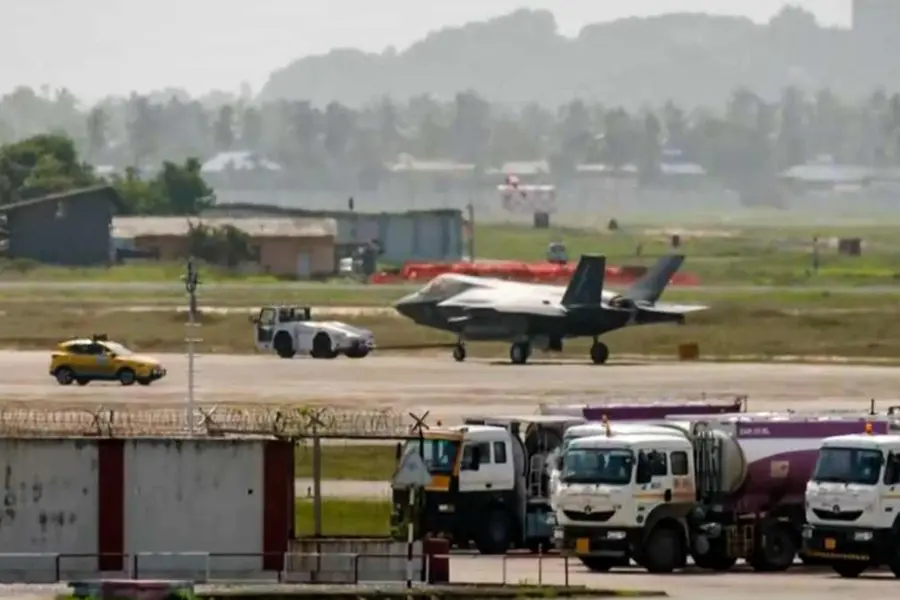 വിനയായത് റഡാറില് പെട്ടതോ, F 35 ന് യഥാര്ഥത്തില് സംഭവിച്ചതെന്ത്? ചോദ്യങ്ങള് ബാക്കി