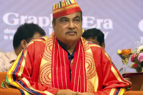 ലോകമെങ്ങും സംഘര്ഷങ്ങള്, മൂന്നാം ലോകമഹായുദ്ധത്തിലേക്ക് നയിച്ചേക്കാം; ഉത്കണ്ഠ രേഖപ്പെടുത്തി ഗഡ്കരി