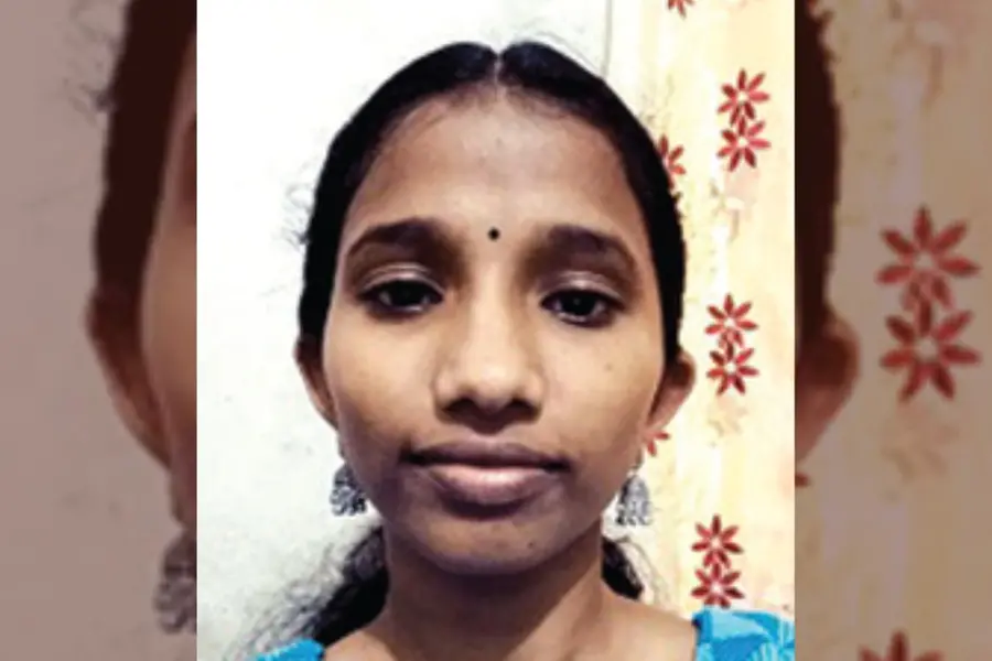പ്ലസ്ടു സയൻസ് പരീക്ഷയിൽ മുഴുവൻ എ പ്ലസ്; അടിച്ചിപ്പുഴയിൽ താരമായി അശ്വതി