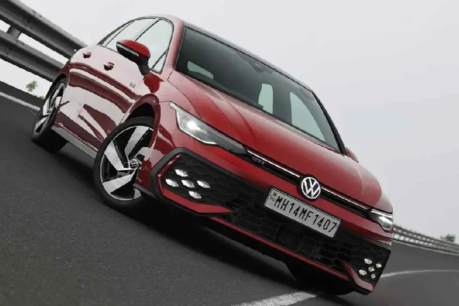 ആ പ്രകമ്പനം ഇനി ഇന്ത്യൻ നിരത്തുകളിലും; ഗോള്ഫ് GTI... ഫോക്സ്വാഗന്റെ OG ഹോട്ട് ഹാച്ച്