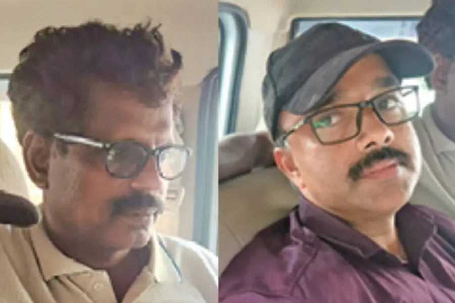 കൈക്കൂലി: വില്ലേജ് ഫീല്ഡ് അസിസ്റ്റന്റും വിരമിച്ച വില്ലേജ് അസിസ്റ്റന്റും പിടിയില്