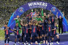 ചാമ്പ്യൻസ് ഫൈറ്റിൽ PSG; ഇന്റർ മിലാനെ എതിരില്ലാത്ത അഞ്ചു ഗോളുകൾക്ക് തകർത്തു, കന്നിക്കിരീടം
