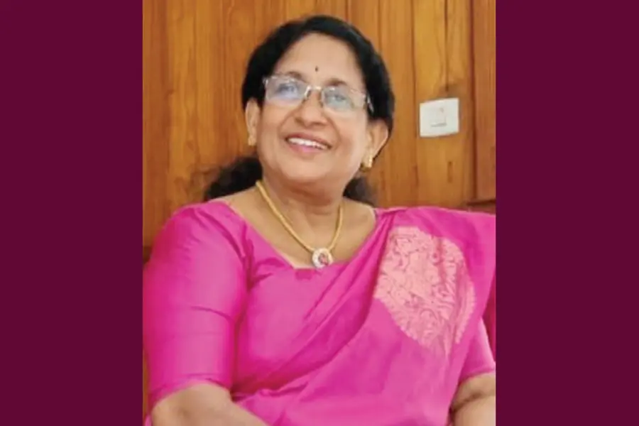 'ആലീസ് ഇൻ റിട്ടയർമെന്റ് ലൈഫ്', വേറെ ലെവലാണ്; യൂട്യൂബ്ചാനലും അഭിനയവും യാത്രകളുമായി ടീച്ചർ തിരക്കിലാണ്