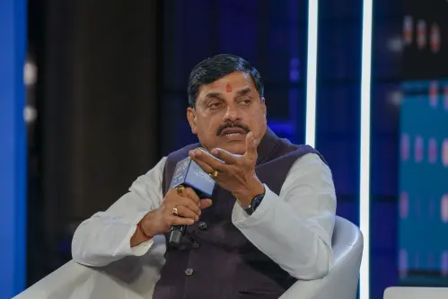 പെട്രോളടിച്ചതിന് 11 ലക്ഷം, ഹെല്‍മറ്റിന് 2.3 ലക്ഷം; 27 ലക്ഷത്തിന്റെ ബൈക്ക് റാലി വിവാദത്തില്‍