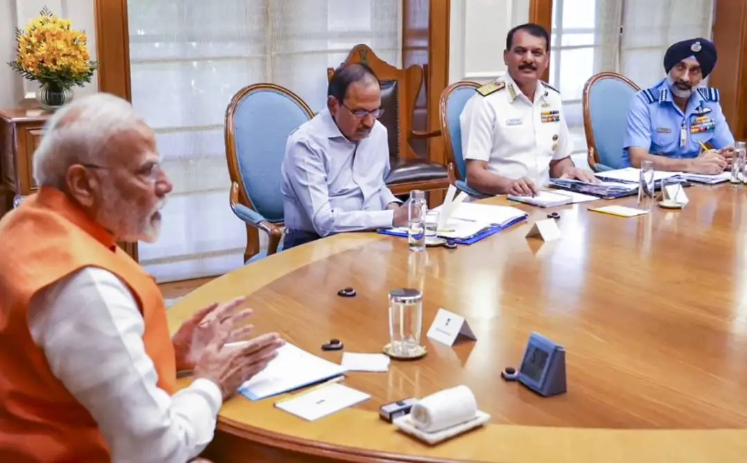 ഡല്ഹിയില് പ്രധാനമന്ത്രിയുടെ അധ്യക്ഷതയില് വിവിധ സേനാ മേധാവിമാരടക്കം പങ്കെടുത്ത ഉന്നതതല യോഗത്തില്നിന്നുള്ള ദൃശ്യം | ഫയല്ചിത്രം | Photo: PTI