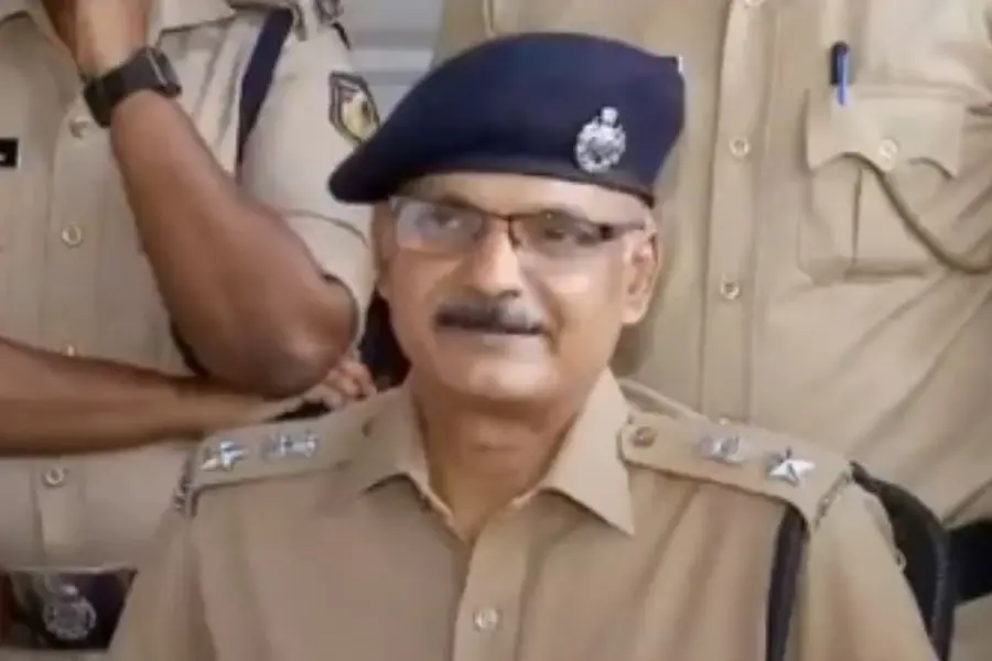 ഇഡി ഉദ്യോഗസ്ഥന് മുഖ്യപ്രതിയായ കൈക്കൂലിക്കേസ്; അന്വേഷണം നടത്തിവന്ന വിജിലന്സ് എസ്പിക്ക് സ്ഥലംമാറ്റം