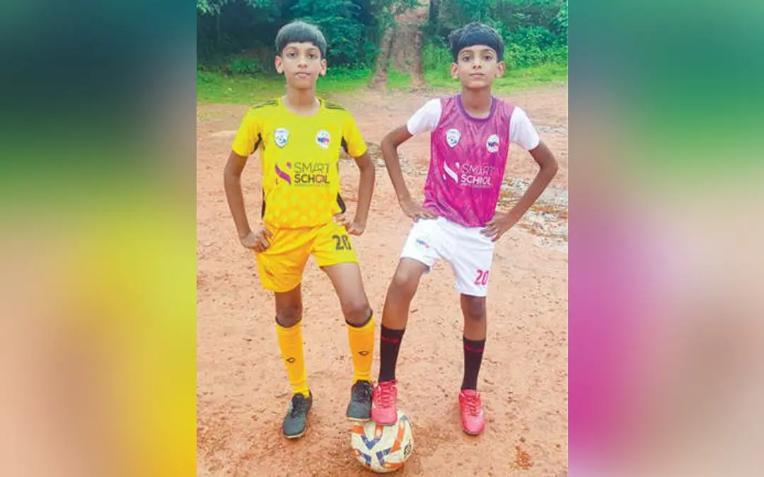 മെസിയും ക്രിസ്റ്റ്യാനോയും ഫുട്‌ബോൾ പരിശീലനത്തിനിടെ