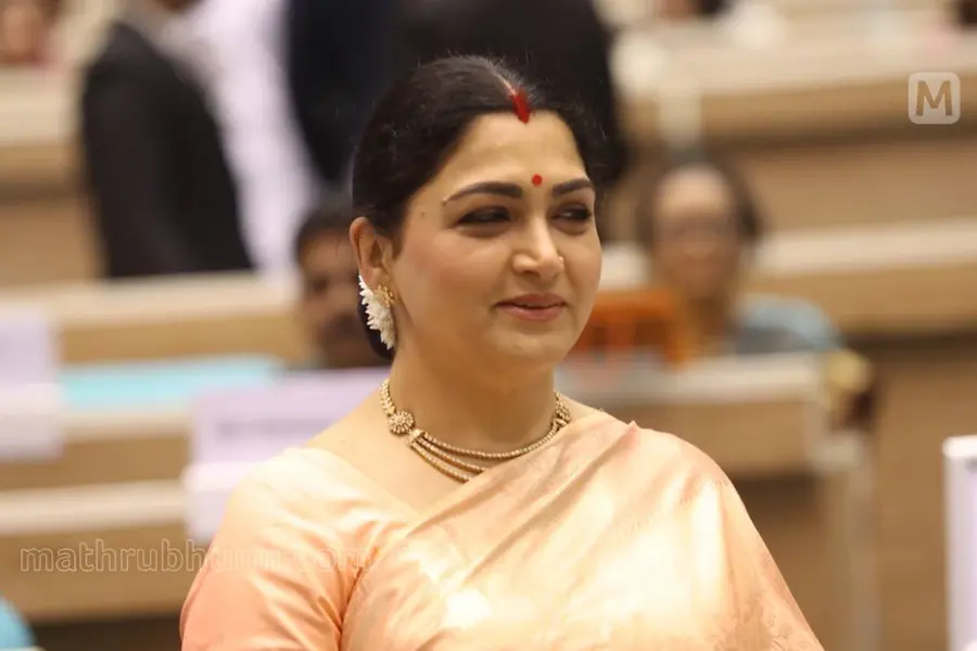ഖുശ്ബു ബിജെപി തമിഴ്നാട് വൈസ് പ്രസിഡന്റ്; വിജയ് ഇളയ സഹോദരനെപ്പോലെയെന്ന് ആദ്യപ്രതികരണം
