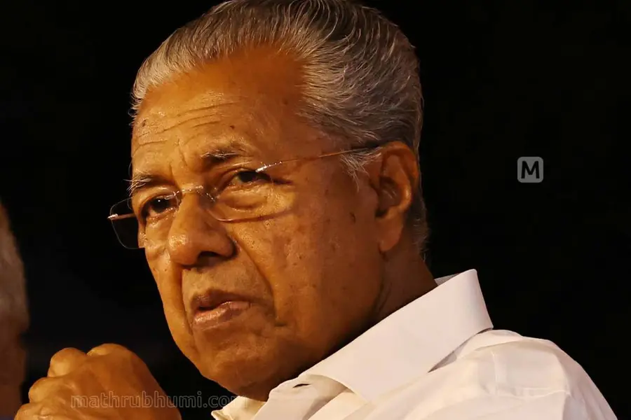 ഇന്ത്യന് സിനിമയുടെ ശ്രേഷ്ഠപാരമ്പര്യത്തെയാണ് ജൂറി അവഹേളിച്ചിരിക്കുന്നത് - മുഖ്യമന്ത്രി