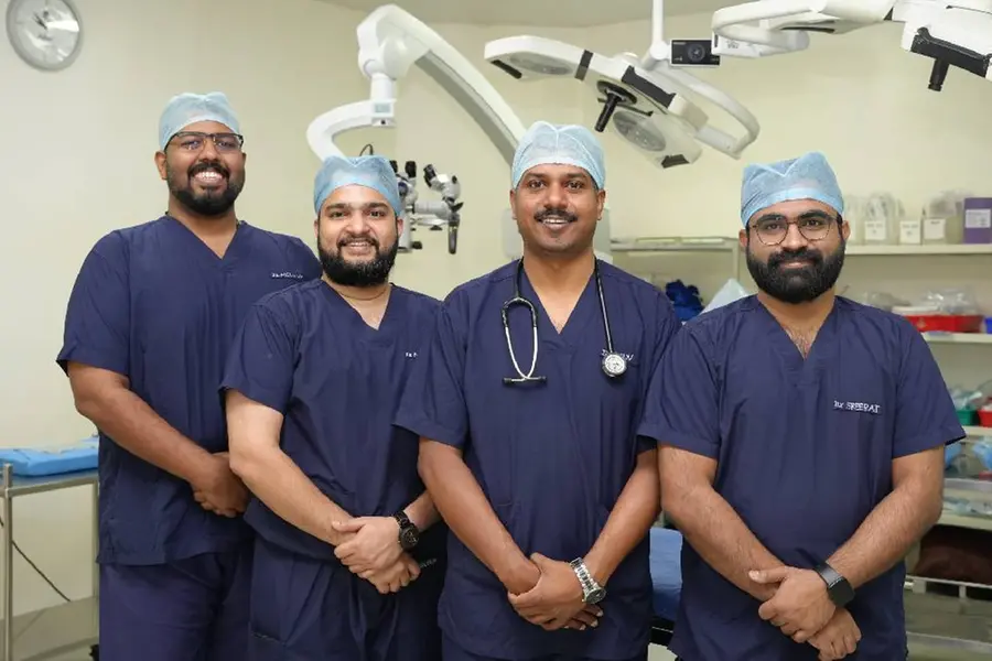 പൂർണ ബോധാവസ്ഥയിലുള്ള ബ്രെയിൻ സർജറി വിജയകരമായി പൂർത്തിയാക്കി ഡോ. മൂപ്പൻസ് മെഡിക്കൽ കോളേജ്