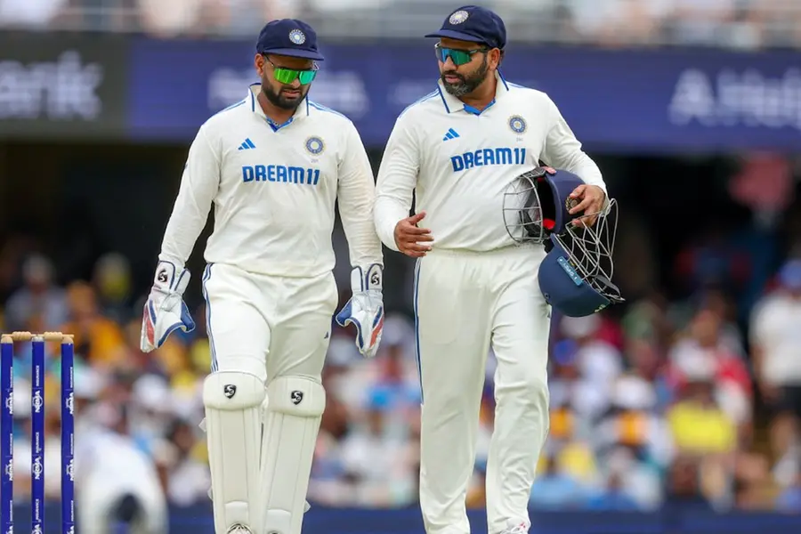 ധോനിയുടെ പാതയില് വിരമിക്കാനുള്ള രോഹിത്തിന്റെ നീക്കം BCCI തള്ളി?പന്ത് നായകനായേക്കുമെന്ന് റിപ്പോർട്ട്