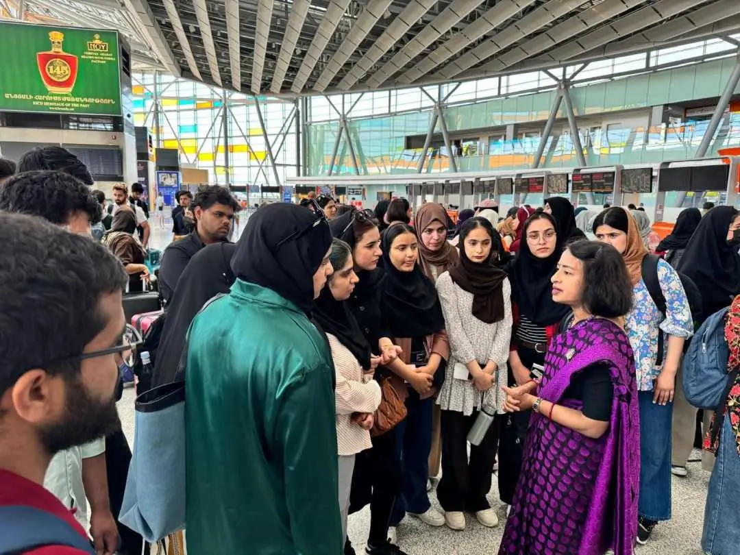 ഓപ്പറേഷന് സിന്ധുവിന്റെ ഭാഗമായി അര്മേനിയ വഴി ഇന്ത്യയിലേക്ക് നേരത്തെ എത്തിയ വിദ്യാര്ഥികള് |ഫോട്ടോ:ANI
