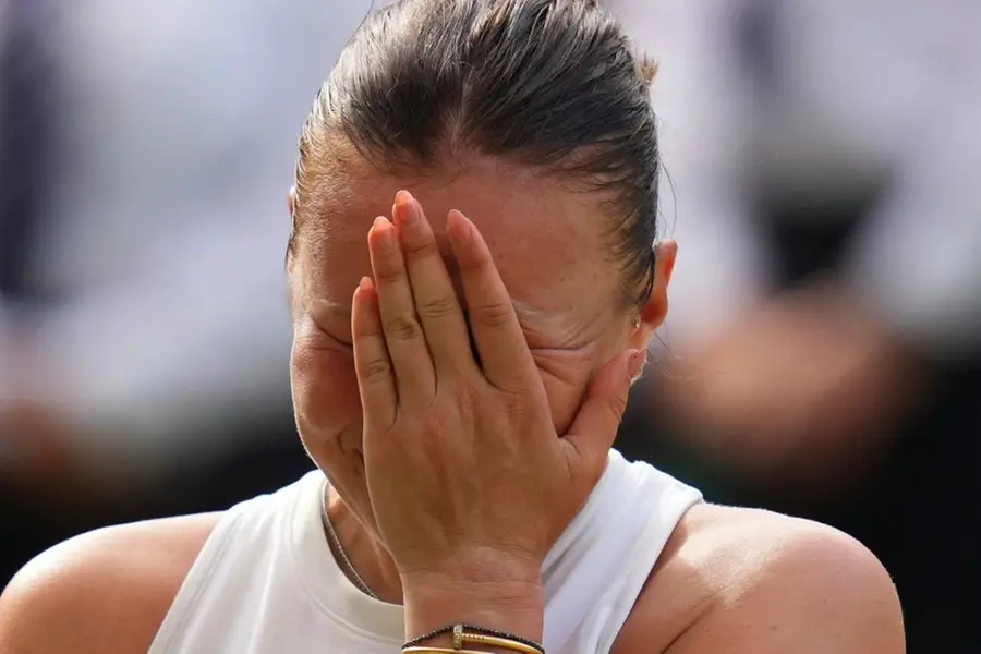 6-0,6-0, ദയനീയം! ഫൈനൽ നീണ്ടത് 57 മിനിറ്റ് മാത്രം; കരച്ചിലടക്കാനാവാതെ അമൻഡ