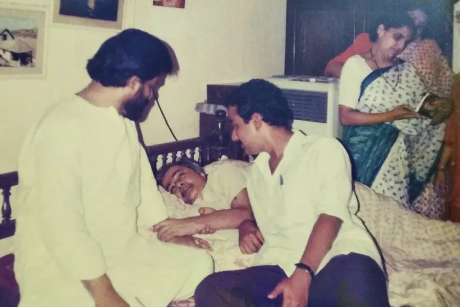കാതിലുണ്ട് ഗാനഗന്ധര്വന്റെ ആ 'ഹലോ' | അപൂര്വ സൗഹൃദത്തിന്റെ കഥ