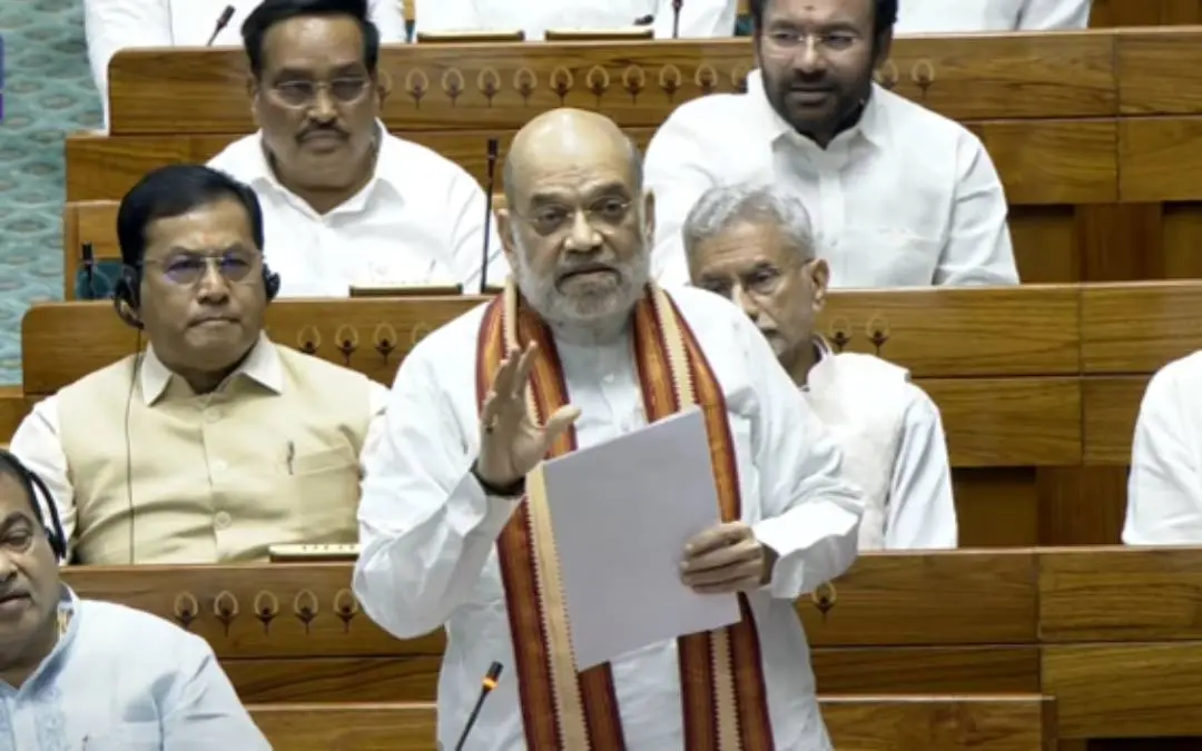 അമിത് ഷാ ലോക്സഭയിൽ സംസാരിക്കുന്നു | ഫോട്ടോ: എ.എൻ.ഐ