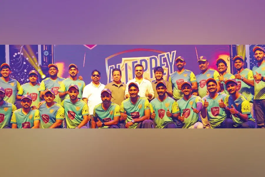 കേരള ക്രിക്കറ്റ് ലീഗിന് ആലപ്പി റിപ്പിൾസ് ഒരുങ്ങി; ടീമംഗങ്ങളെ അവതരിപ്പിച്ചു