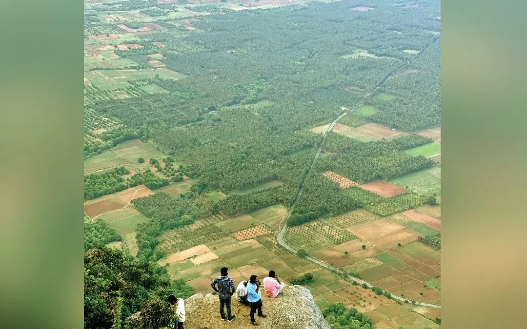 രാമക്കൽമേട്ടിൽനിന്നുള്ള തമിഴ്നാടിന്റെ വിദൂരദൃശ്യം
