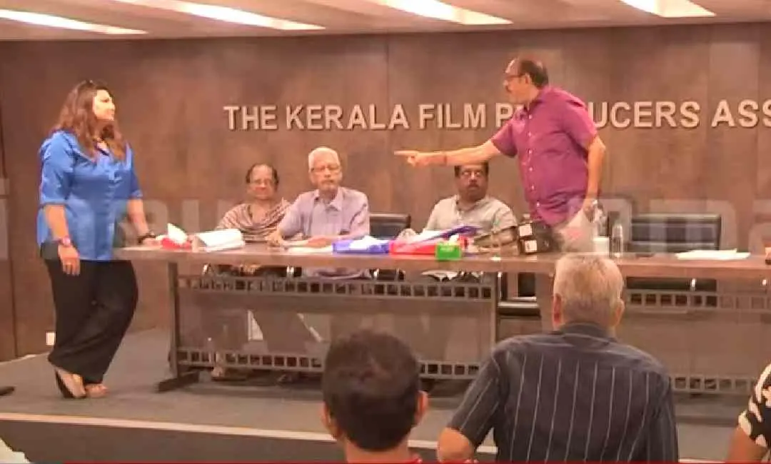 ഫിലിം പ്രൊഡ്യൂസേഴ്‌സ് അസോസിയേഷനില്‍ സുരേഷ് കുമാറുമായി വാക്കേറ്റത്തിലാവുന്ന സാന്ദ്രാ തോമസ്