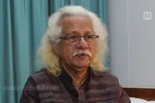 'ഗായിക പുഷ്പവതിയെ അധിക്ഷേപിച്ചു'; അടൂരിനെതിരെ വനിതാ കമ്മിഷന് പരാതി നൽകി WCC ഉള്‍പ്പെടെയുള്ള സംഘടനകൾ