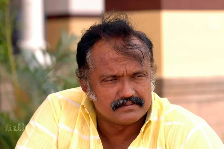 'നായകനും നായികയ്ക്കും തുല്യവേതനം വേണ്ടാ'; സിനിമാ കോൺക്ലേവിൽ എതിർപ്പറിയിച്ച് ഭീമൻ രഘു