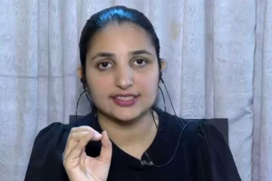 എന്റെ ഭാഗത്തെ ശരി കാലം തെളിയിക്കും, നിയമനടപടിക്കില്ല; സൈബർ ആക്രമണം അയാൾക്കുതന്നെ ദോഷം ചെയ്യും-യുവനടി