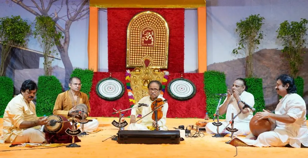 പ്രശസ്ത വയലിന് വിദ്വാന് എല്. സുബ്രഹ്മണ്യത്തിന്റെ കച്ചേരി. ( പ്രതീകാത്മക ചിത്രം) .