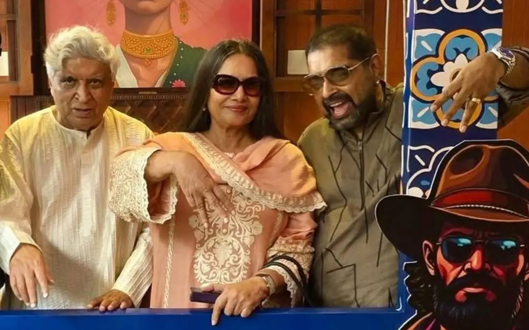 ശബാന ആസ്മി പങ്കുവെച്ച ചിത്രത്തില് ജാവേദ് അക്തര്, ശബാന ആസ്മി, ശങ്കര് മഹാദേവന് എന്നിവര് | Photo: azmishabana18/Instagram