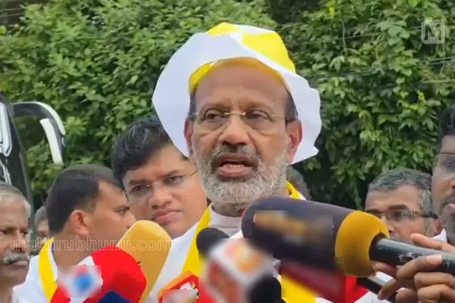 ന്യൂനപക്ഷങ്ങൾ വിദേശത്തേക്ക് പോകണോ? 10 വർഷത്തിനുള്ളിൽ മതപീഡനം നൂറിരട്ടിയായി- താമരശ്ശേരി ബിഷപ്പ്