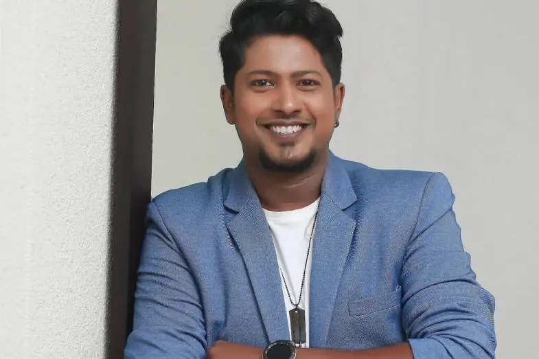 'ഞാന് ആരാണെന്നുപോലും മകന് അറിയില്ലായിരുന്നു, കാശ് വരാന് വൈകിയാല് മാത്രം അവര് വിളിക്കും'- സിബിന്