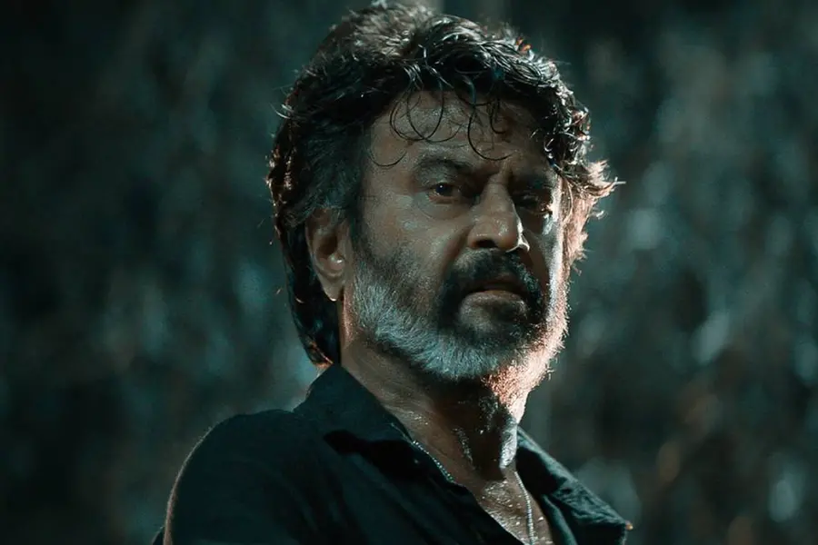 രജനിയുടെ ‘കൂലി’ കാണാൻ ജീവനക്കാർക്ക് അവധിനൽകി സ്ഥാപനം; ടിക്കറ്റും സൗജന്യം