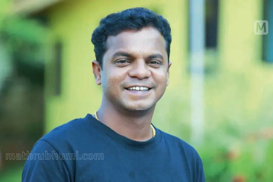 രണ്ട് ഗുളികകൾ കഴിക്കാനുണ്ട്, അത് കൃത്യമായി വീട്ടിലെത്തുന്നത് 'അമ്മ' കാരണം -ധർമജൻ