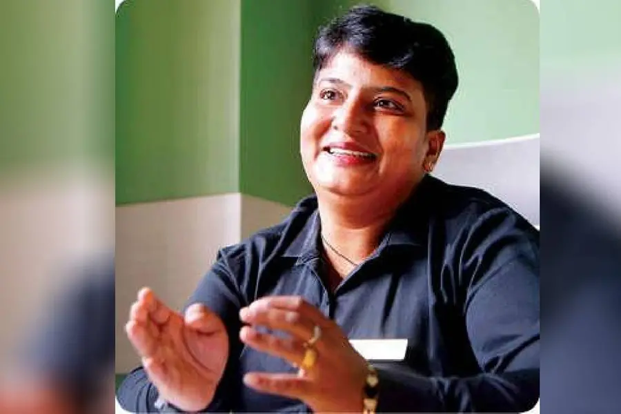 കടക്കാരെ പേടിച്ച് നാടുവിട്ടു, 2 തവണ ജീവനൊടുക്കാൻ ശ്രമിച്ചു; ഒടുവിൽ ജീവിതം തിരിച്ച് പിടിച്ച് നിജുല