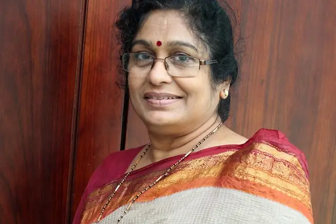 വലിയ രണ്ടു ശസ്ത്രക്രിയകൾ കഴിഞ്ഞു, കൃത്യമായി ഇടപെട്ടത് ശ്വേതാ മേനോനും ബാബുരാജും -ഓമന ഔസേപ്പ്