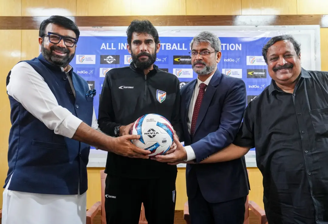 കാഫ ഫുട്ബോളിനുളള ഇന്ത്യൻ ടീമിനെ പ്രഖ്യാപിക്കുന്ന ചടങ്ങിൽ അഖിലേന്ത്യ ഫുട്ബോൾ ഫെഡറേഷൻ വൈസ് പ്രസിഡന്റ് എൻ.എ.ഹാരീസ്, പരിശീലകൻ ഖാലിദ് ജമീൽ, പ്രസിഡന്റ് കല്യാൺ ചൗബേ, ഡെപ്യൂട്ടി സെക്രട്ടറി ജനറൽ എം.സത്യനാരായണൻ എന്നിവർ | Photo: PTI