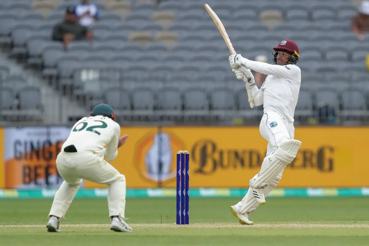 West Indies' Tagenarine Chanderpaul bats during play on the second day of the first cricket test between Australia and the West Indies in Perth, Australia. | Photo: AP