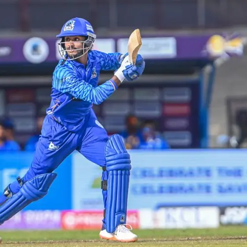 വിജയക്കുതിപ്പ് തുടര്‍ന്ന് കൊച്ചി ബ്ലൂടൈഗേഴ്‌സ്; കാലിക്കറ്റിനെതിരേ മൂന്നുവിക്കറ്റ് ജയം